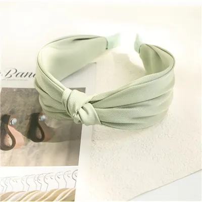 PIN UP turban čelenka elegantní světle zelená
