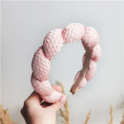 Silná pletená čelenka do vlasů Baroque Pink