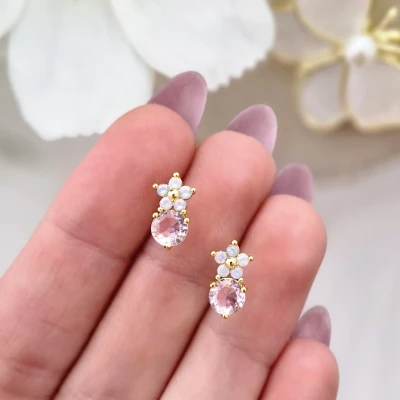 Pozlacené náušnice z nerezové oceli LITTLE FLOWERS s růžovou barvou
