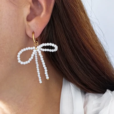 Náušnice z nerezové oceli Pearl Bow