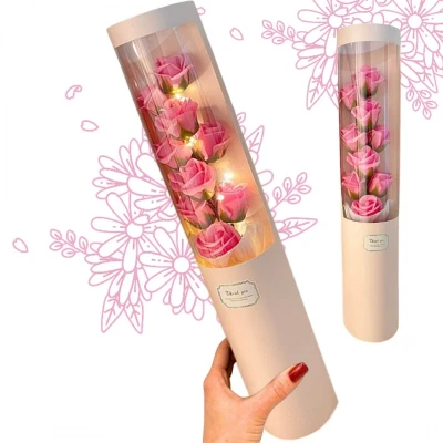 Kytice mýdlových růží v ozdobné krabičce Luminous Pink Rose Light