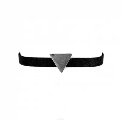 JEDNODUCHÝ TROJÚHELNÍKOVÝ NÁHRDELNÍK CHOKER - ČERNÝ